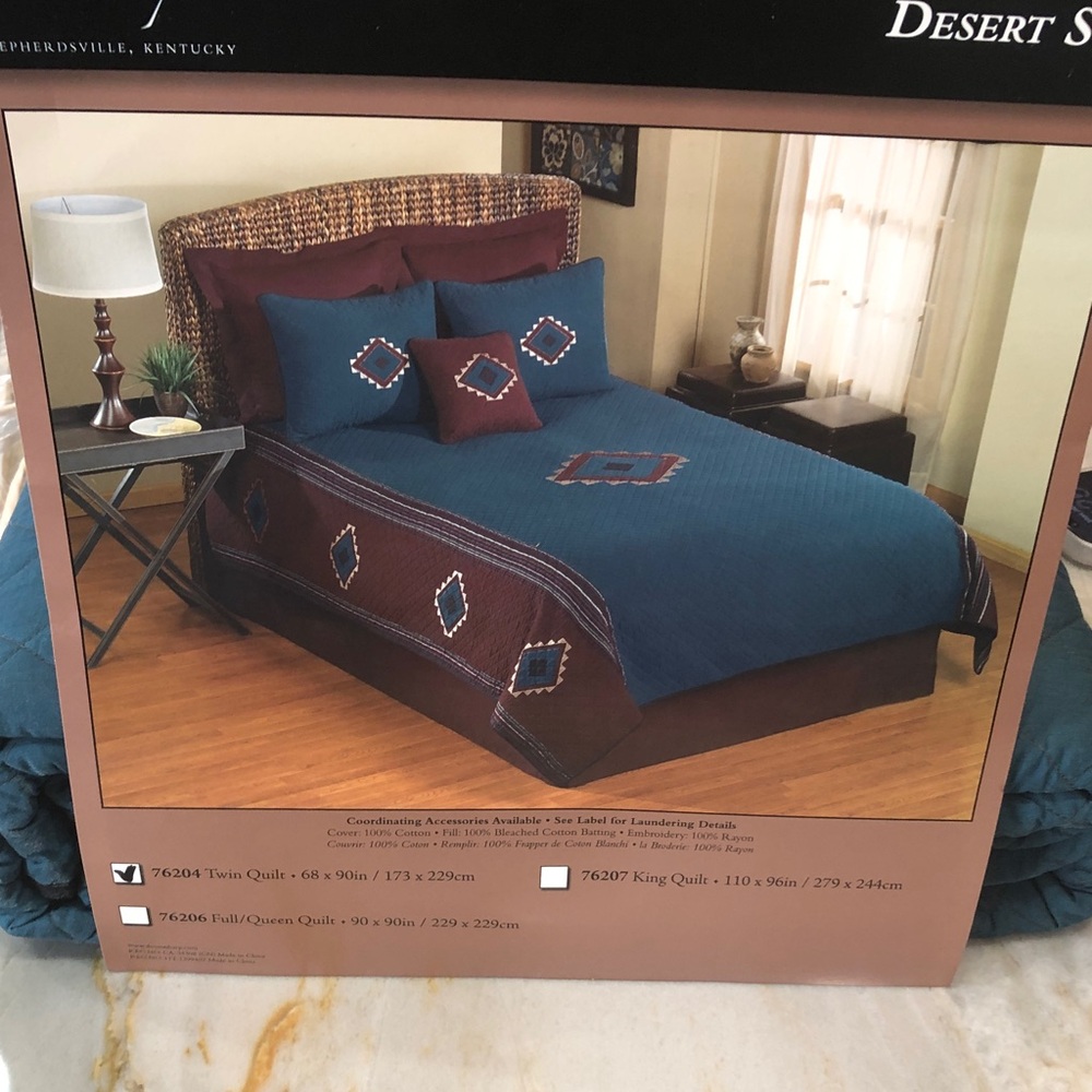 Desert Spirit Elegant Blue and Brown Quilt Set size twin